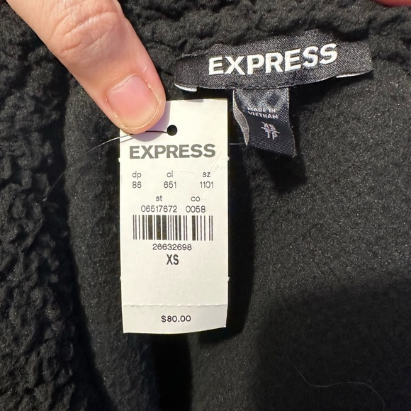NWT Express soft sherpa jacket w/ faux leather trim - size XS - Picture 4 of 5